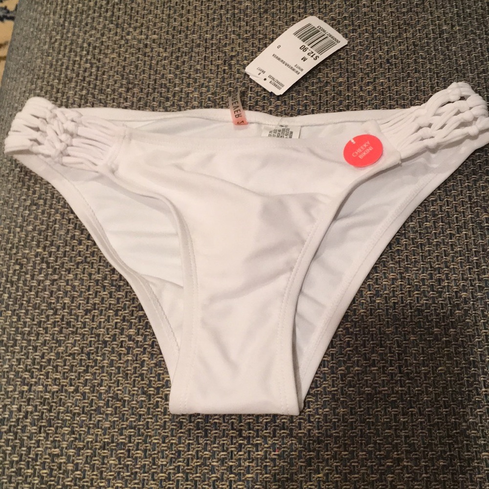 NEW Bikini Bottom